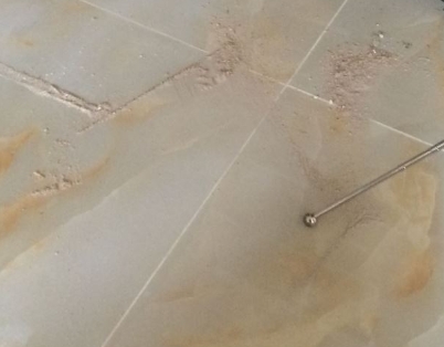 礼泉瓷砖空鼓维修公司分享粘合剂选择不当在瓷砖铺贴过程中可能导致以下问题