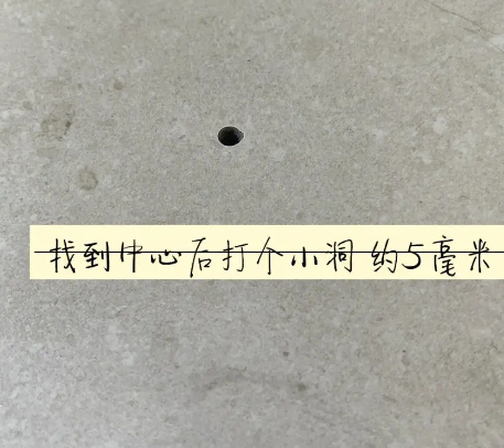 礼泉瓷砖空鼓维修公司专业解答在瓷砖铺贴过程中，如果砂料搅拌不均匀，将会带来以下问题